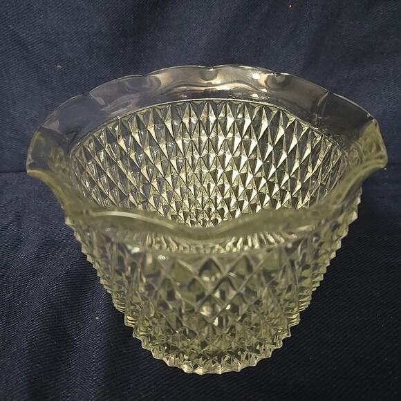 Vintage Indiana Glass Diamond Point Bar Pattern Ice Bucket - Picture 3 of 8